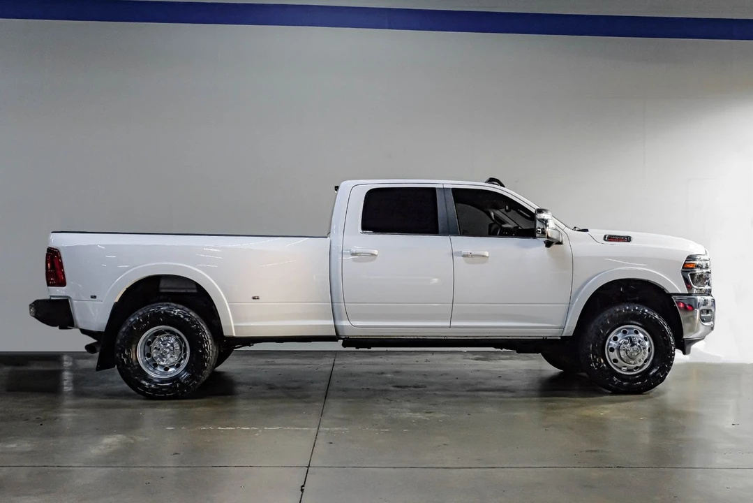 2025 Ram 3500 - Image 10 of 21