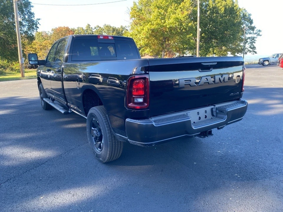 2025 Ram 3500 - Image 7 of 12