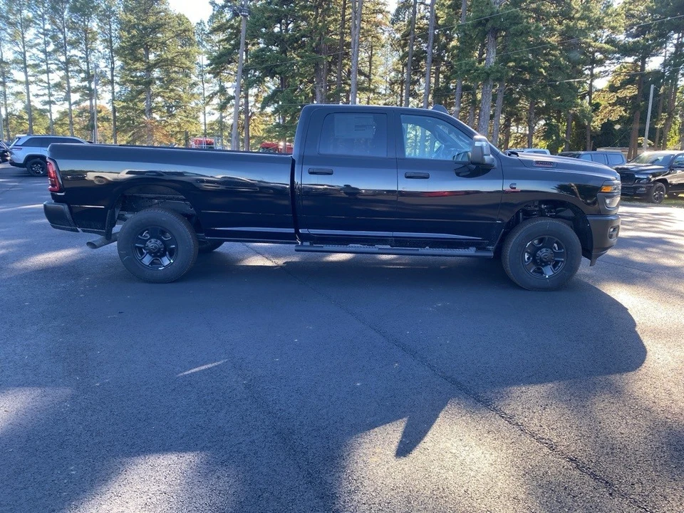 2025 Ram 3500 - Image 4 of 12
