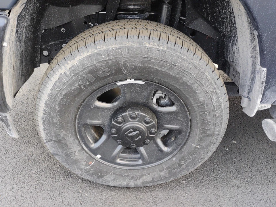 2025 Ram 3500 - Image 9 of 12