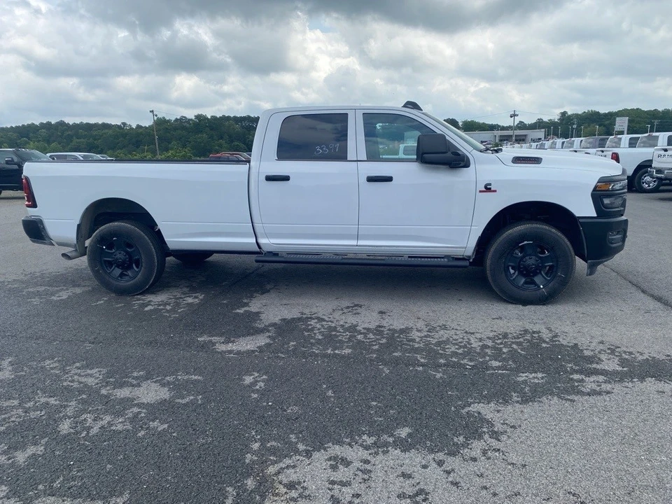 2025 Ram 3500 - Image 4 of 12