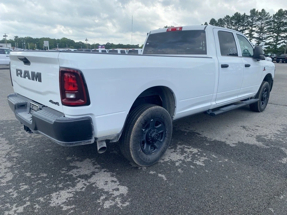 2025 Ram 3500 - Image 5 of 12