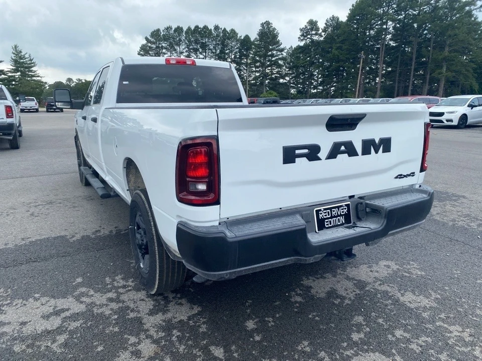 2025 Ram 3500 - Image 7 of 12