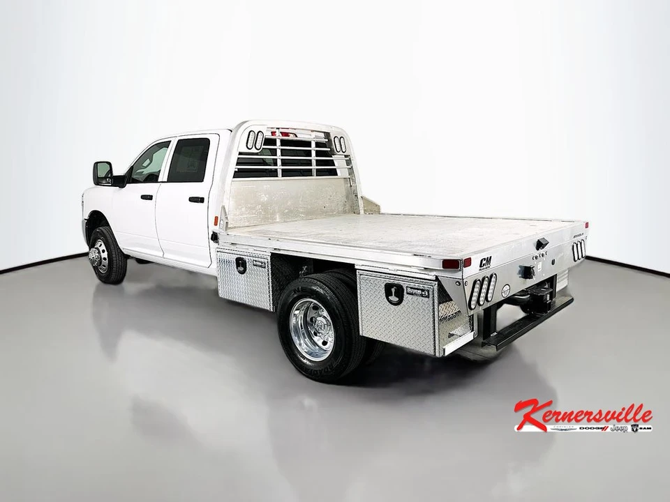 2025 Ram 3500 - Image 5 of 24