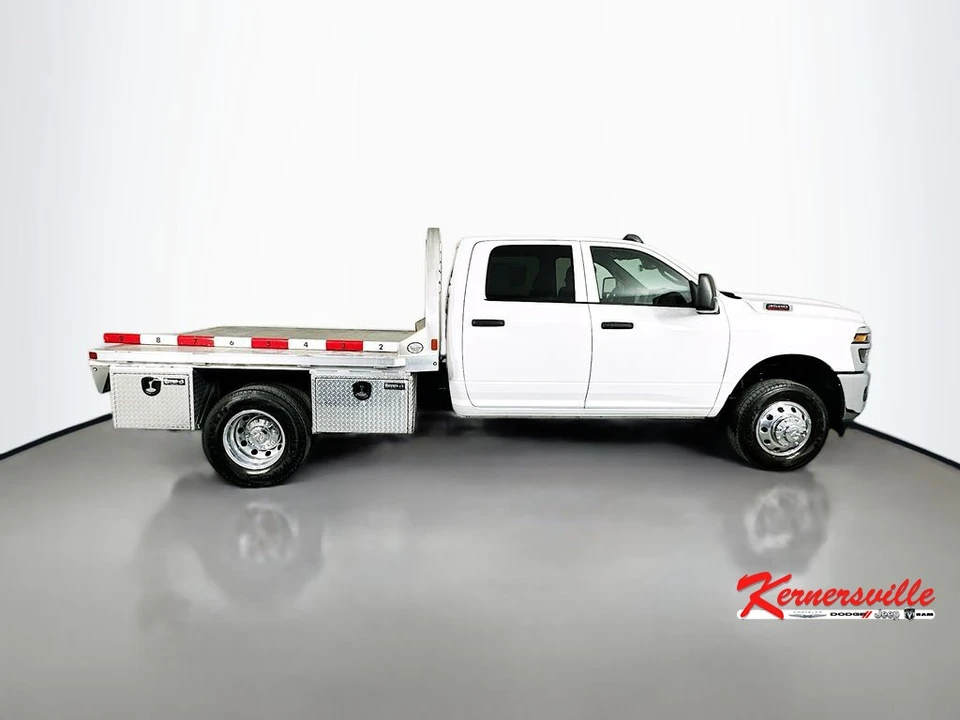 2025 Ram 3500 - Image 8 of 24