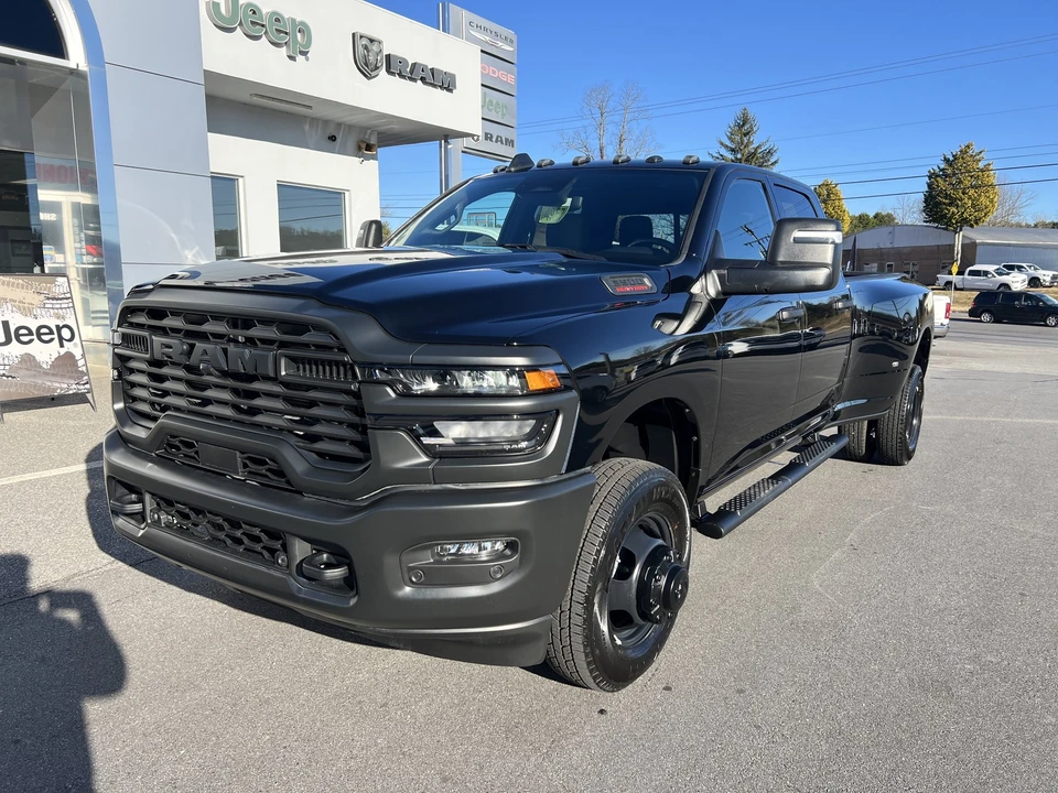 2025 Ram 3500 - Image 6 of 21
