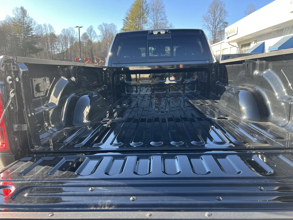 2025 Ram 3500 - Image 9 of 12