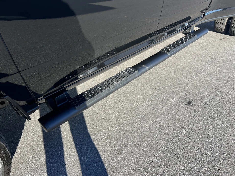2025 Ram 3500 - Image 18 of 21
