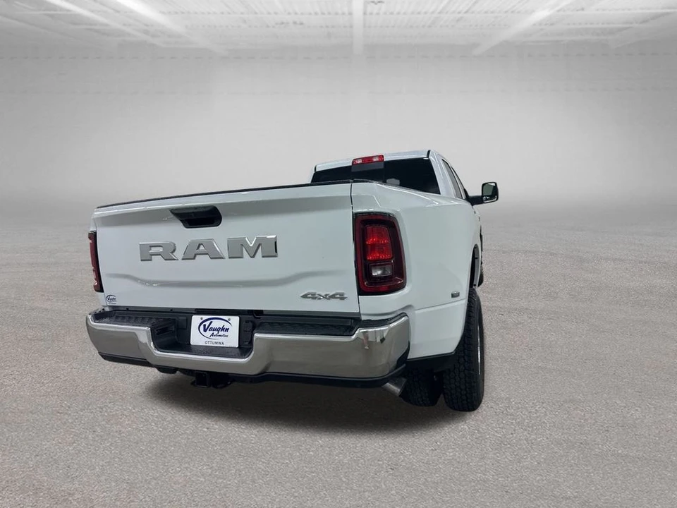 2025 Ram 3500 - Image 10 of 12