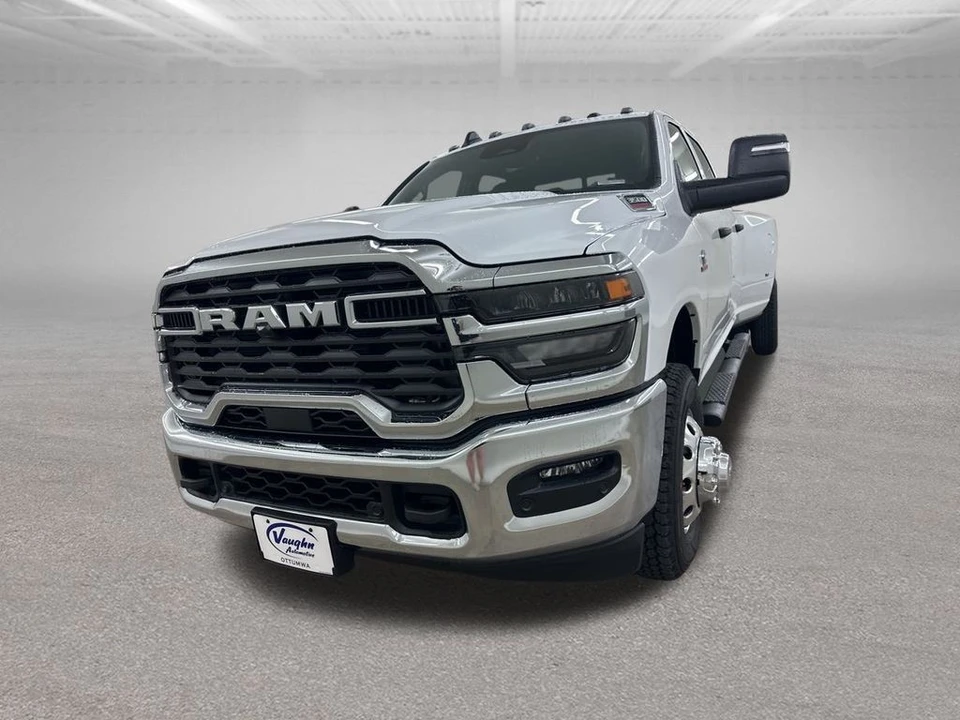 2025 Ram 3500 - Image 4 of 12