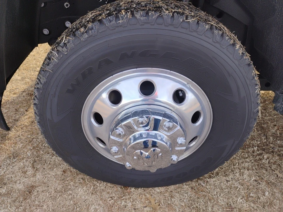 2025 Ram 3500 - Image 9 of 12