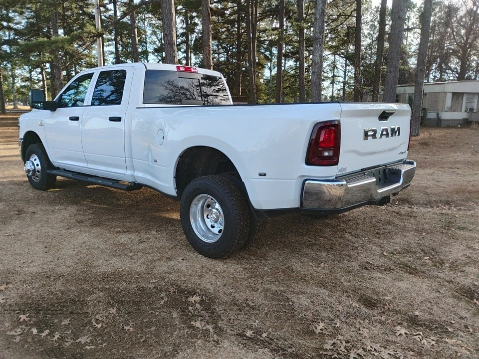 2025 Ram 3500 - Image 7 of 12