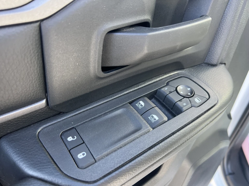 2025 Ram 3500 - Image 10 of 12