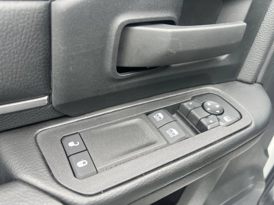 2025 Ram 3500 - Image 9 of 12