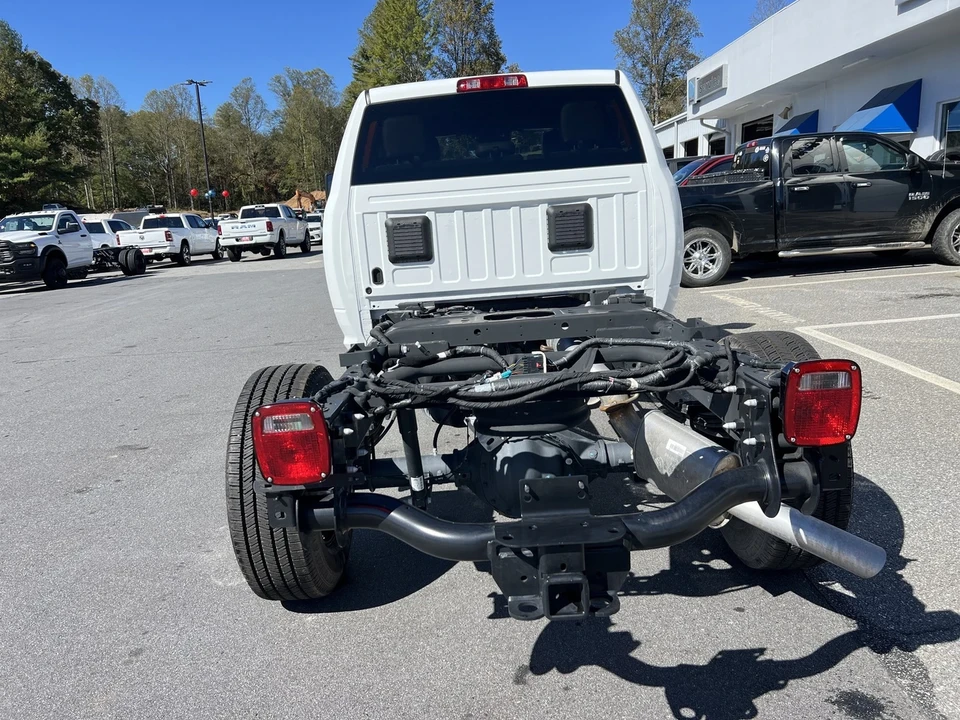 2025 Ram 3500 - Image 2 of 12