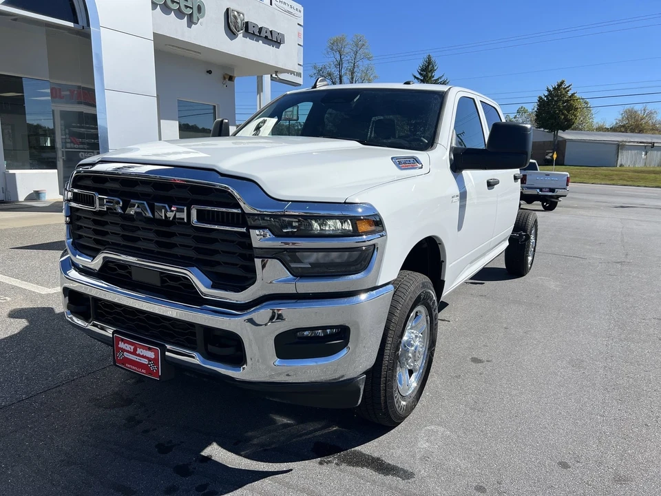 2025 Ram 3500 - Image 6 of 12