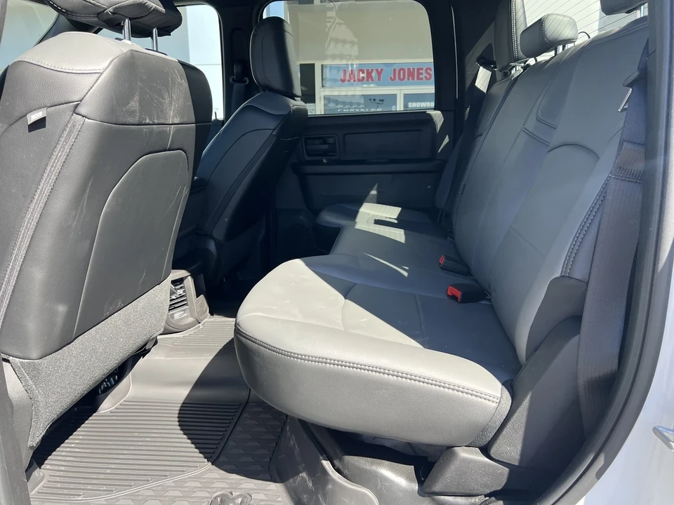 2025 Ram 3500 - Image 9 of 12