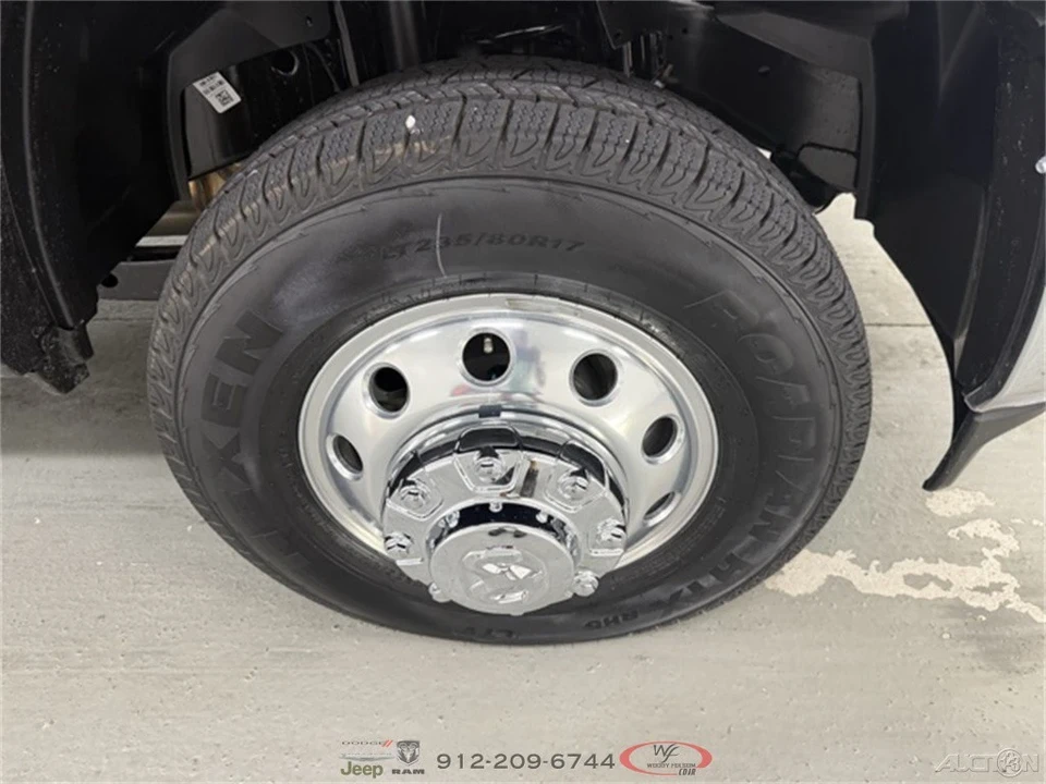 2025 Ram 3500 - Image 4 of 12