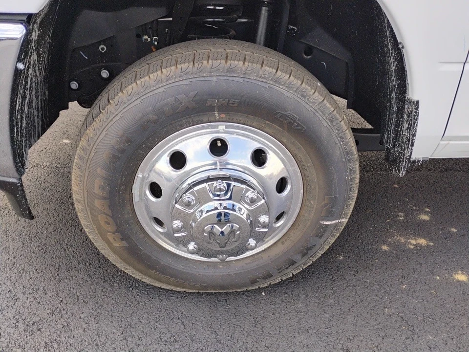 2025 Ram 3500 - Image 9 of 12