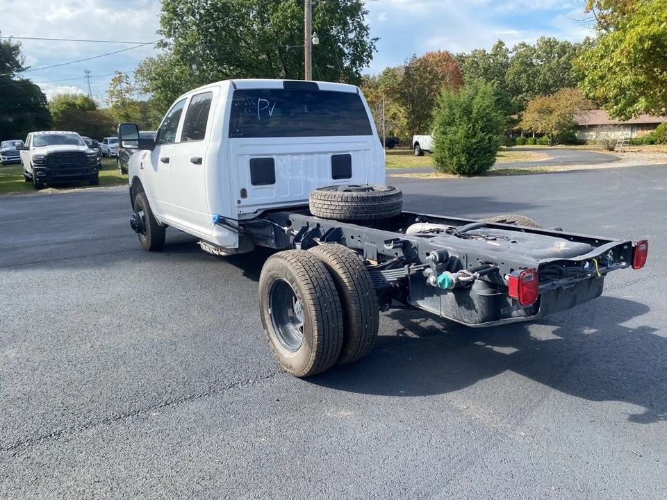 2025 Ram 3500 - Image 7 of 12
