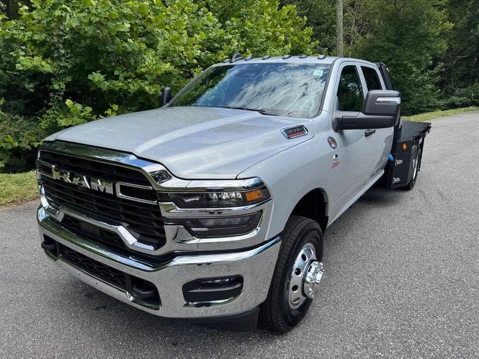 2025 Ram 3500 - Image 3 of 21