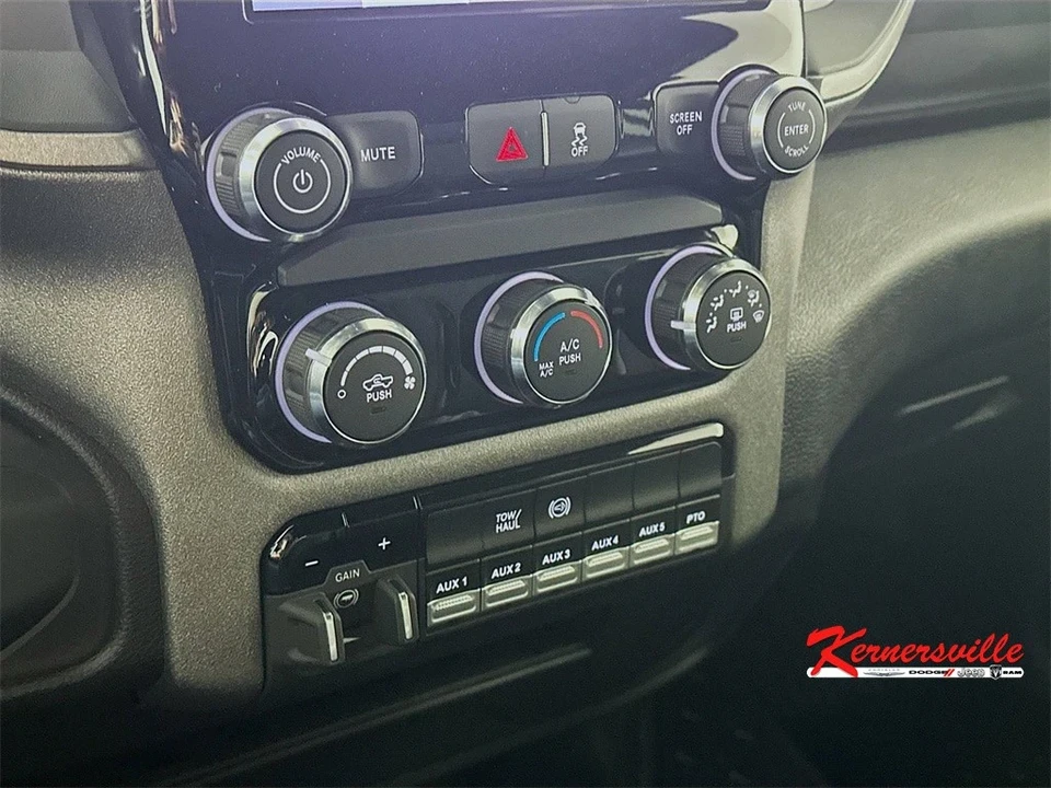 2025 Ram 3500 - Image 15 of 20