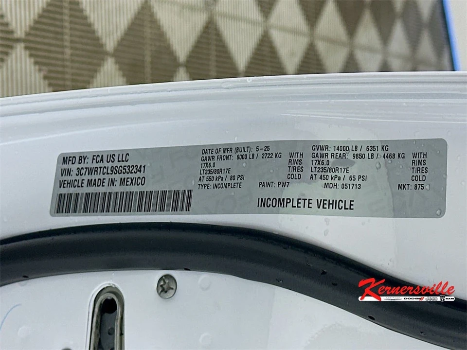 2025 Ram 3500 - Image 18 of 20