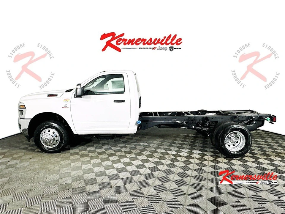 2025 Ram 3500 - Image 4 of 21