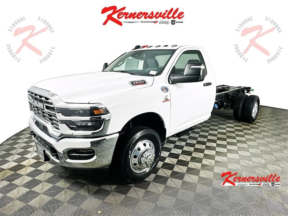 2025 Ram 3500 - Image 3 of 12