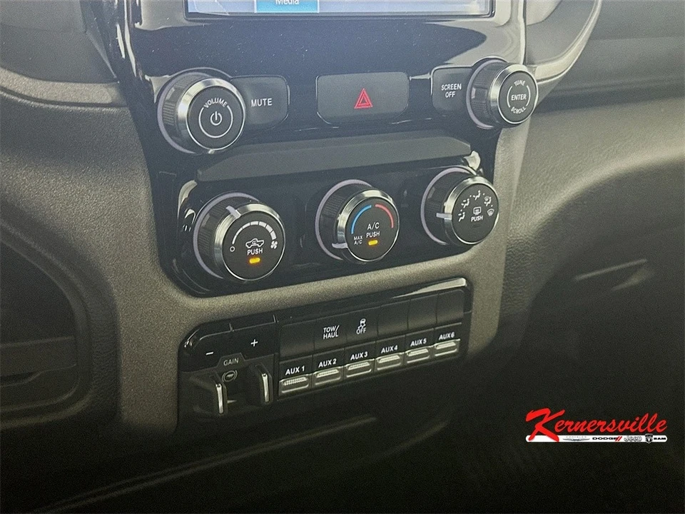 2025 Ram 3500 - Image 15 of 20