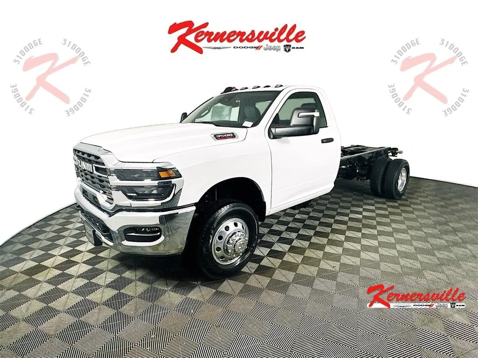2025 Ram 3500 - Image 3 of 12