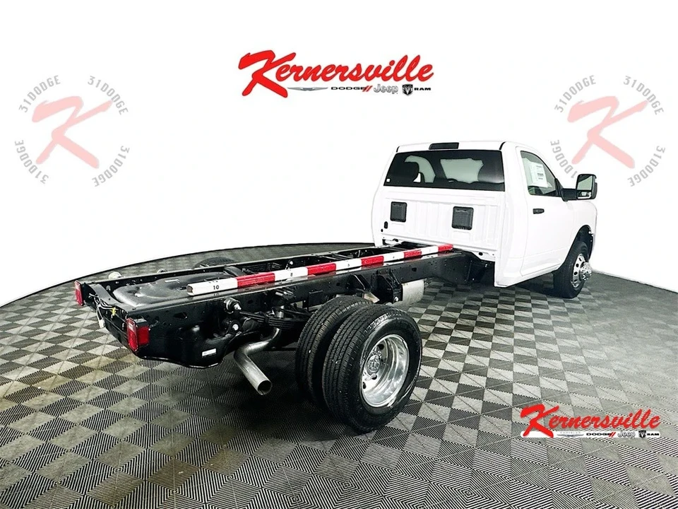 2025 Ram 3500 - Image 7 of 12