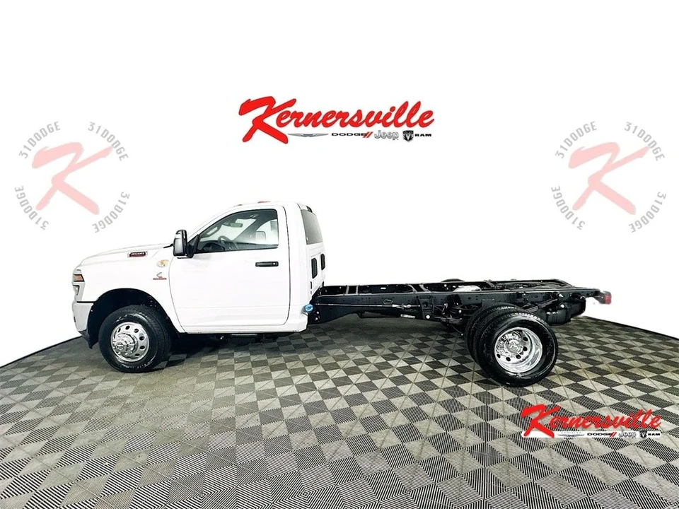 2025 Ram 3500 - Image 4 of 20