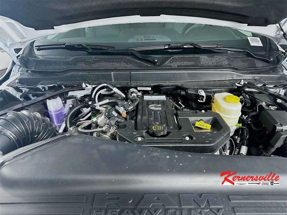 2025 Ram 3500 - Image 16 of 20