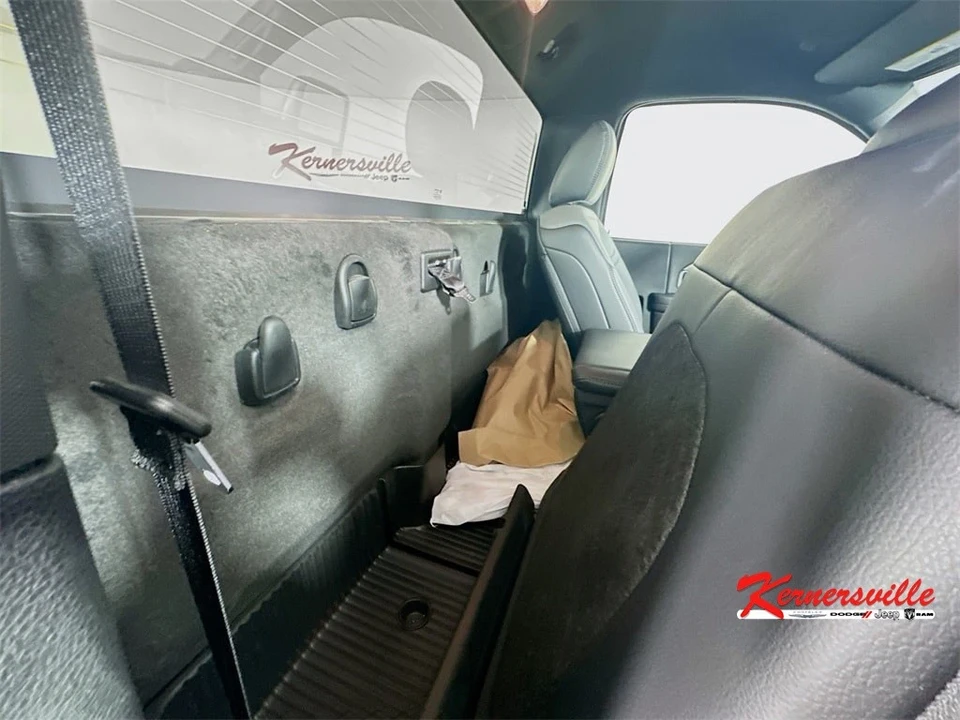 2025 Ram 3500 - Image 10 of 20