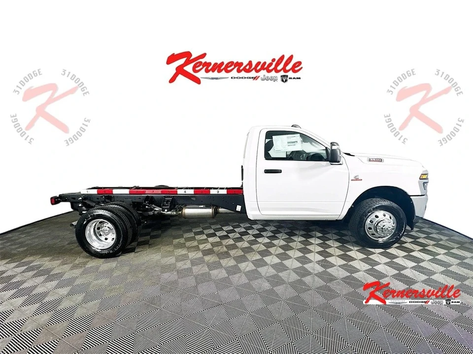 2025 Ram 3500 - Image 8 of 20