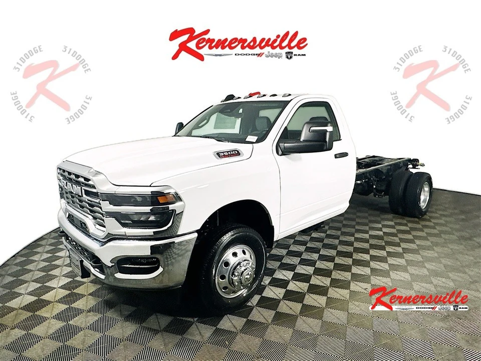 2025 Ram 3500 - Image 3 of 12