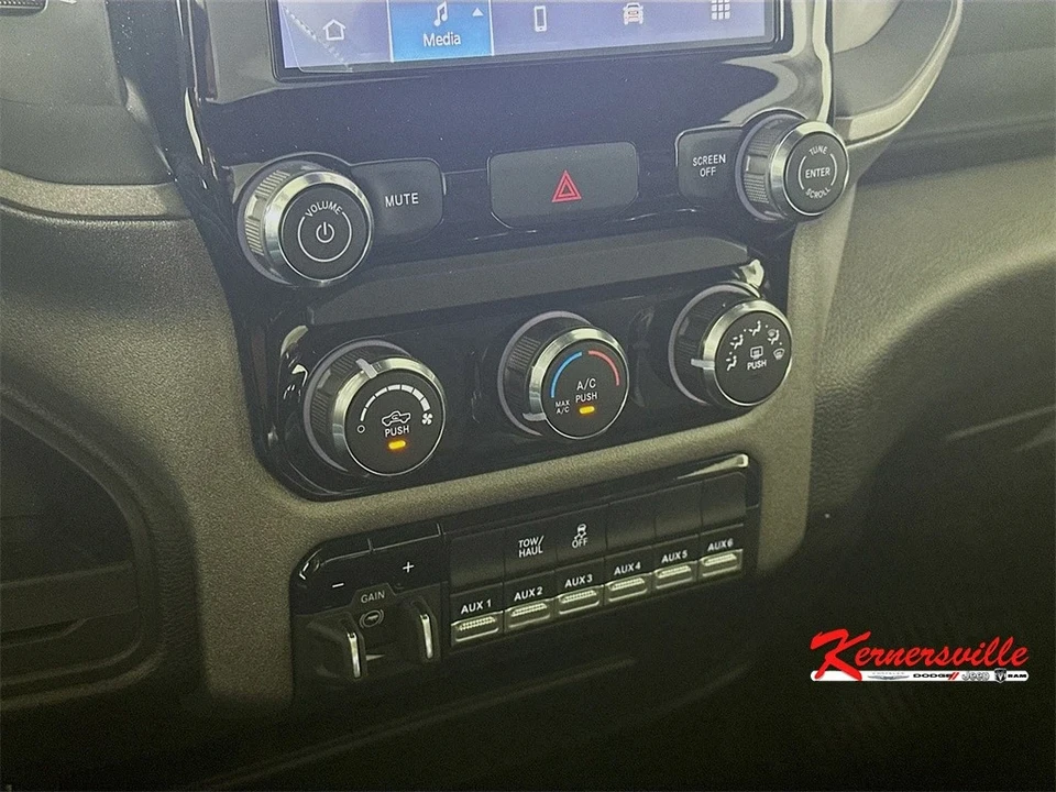 2025 Ram 3500 - Image 15 of 20