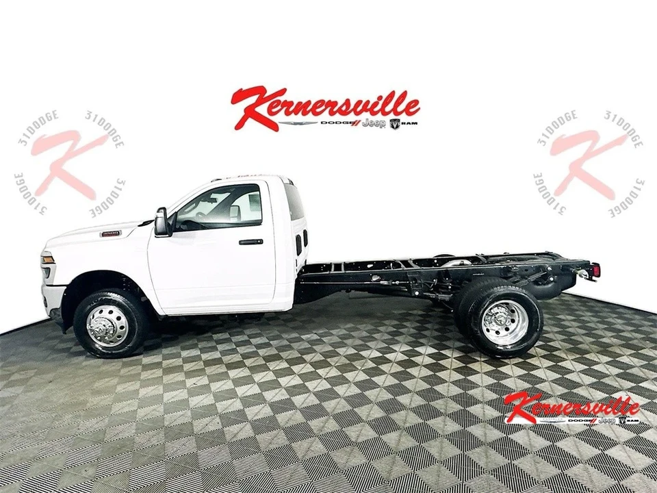 2025 Ram 3500 - Image 4 of 20
