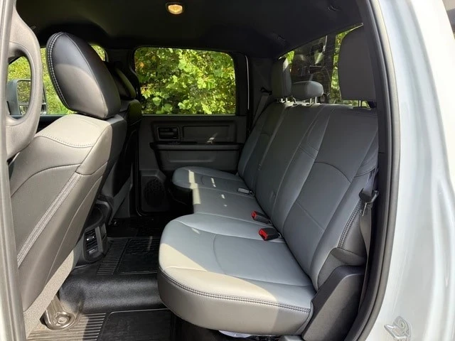 2025 Ram 3500 - Image 18 of 21