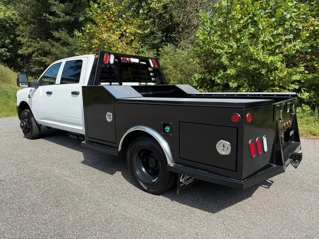 2025 Ram 3500 - Image 12 of 21