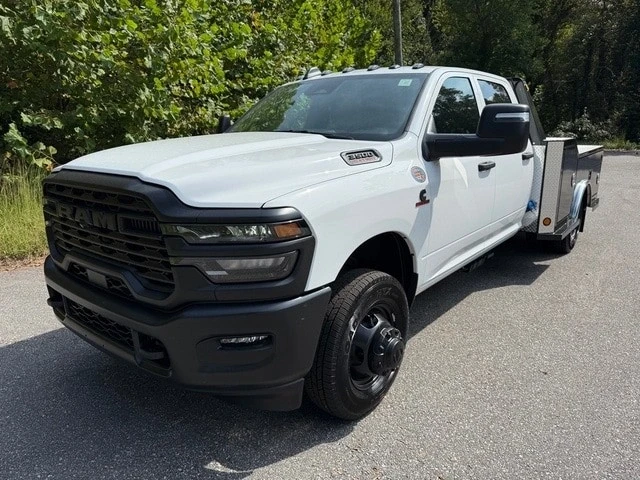 2025 Ram 3500 - Image 3 of 21