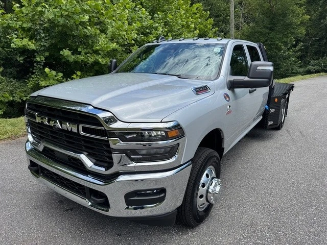 2025 Ram 3500 - Image 3 of 21