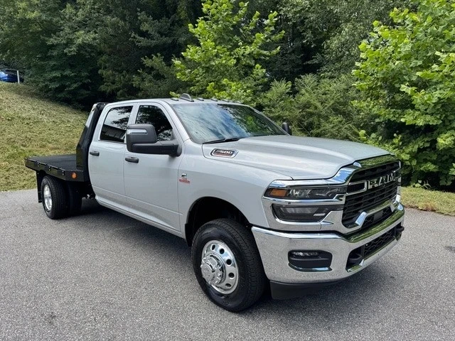 2025 Ram 3500 - Image 5 of 21