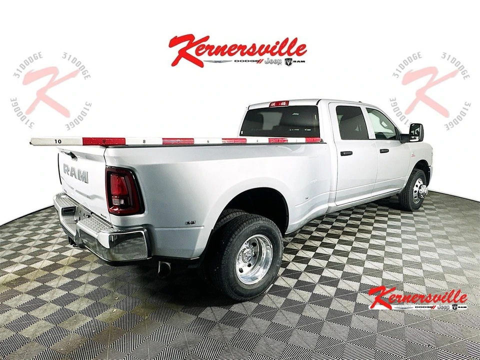 2025 Ram 3500 - Image 7 of 21