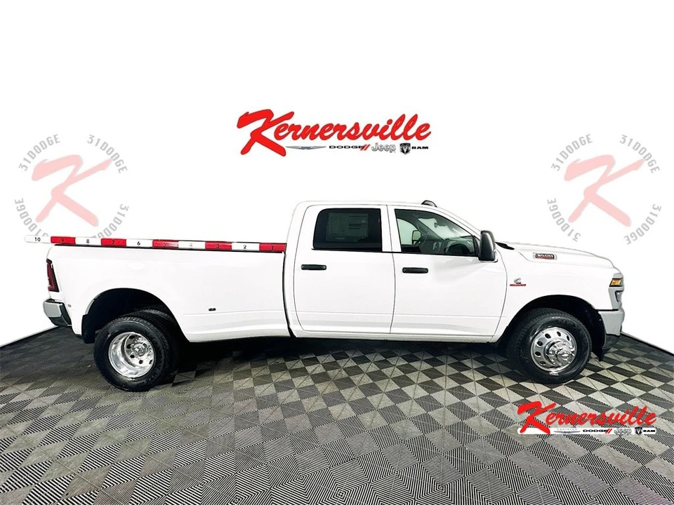 2025 Ram 3500 - Image 8 of 12