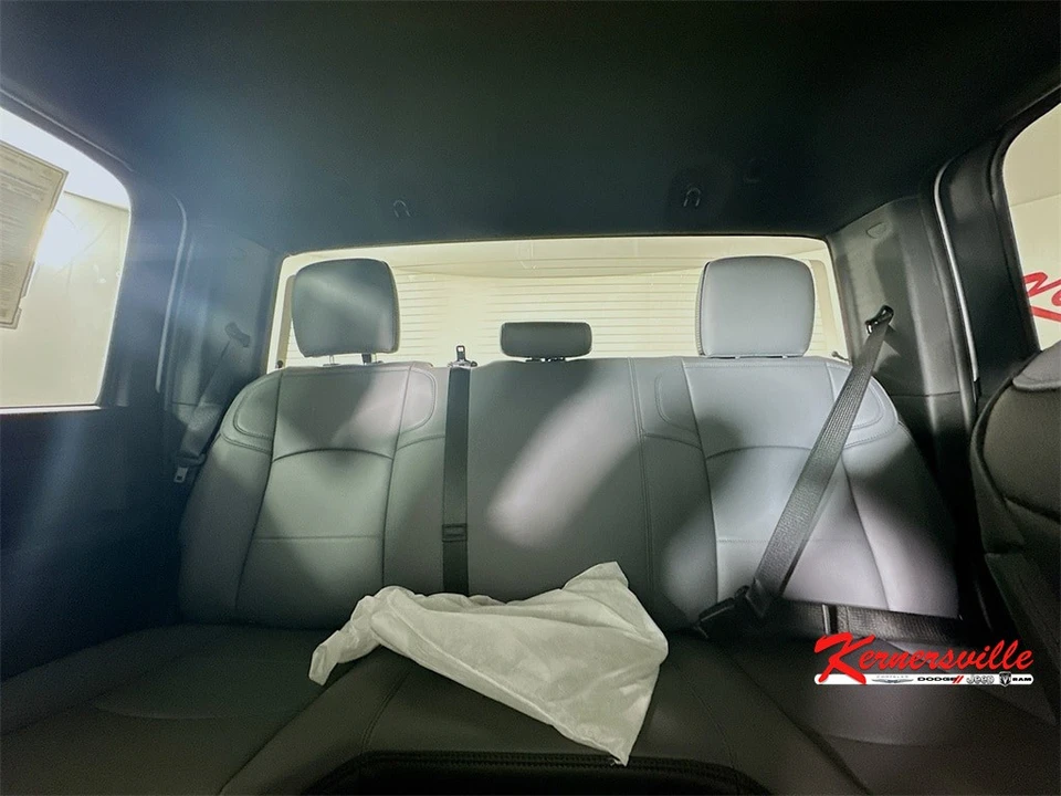 2025 Ram 3500 - Image 10 of 12