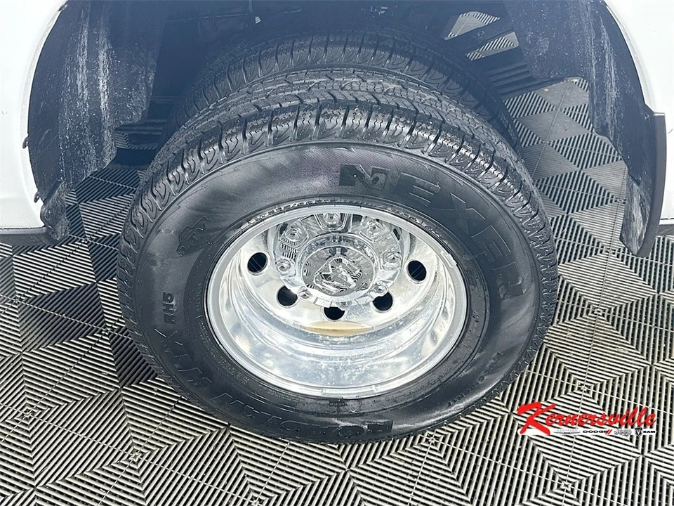 2025 Ram 3500 - Image 16 of 20