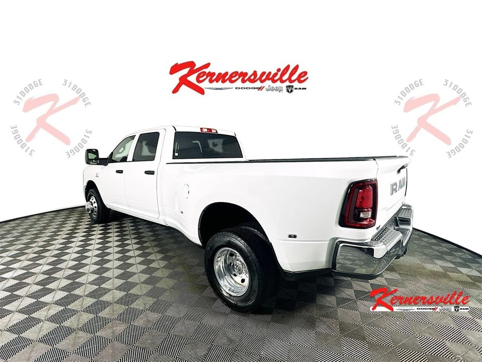 2025 Ram 3500 - Image 5 of 12