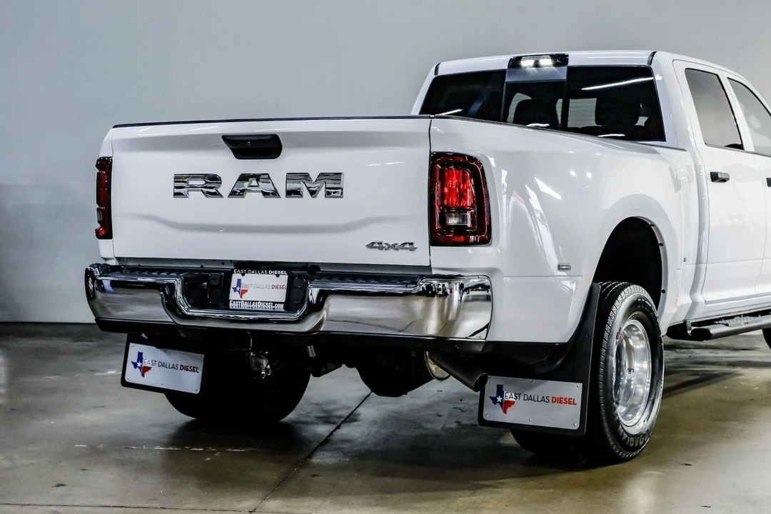 2025 Ram 3500 - Image 12 of 12